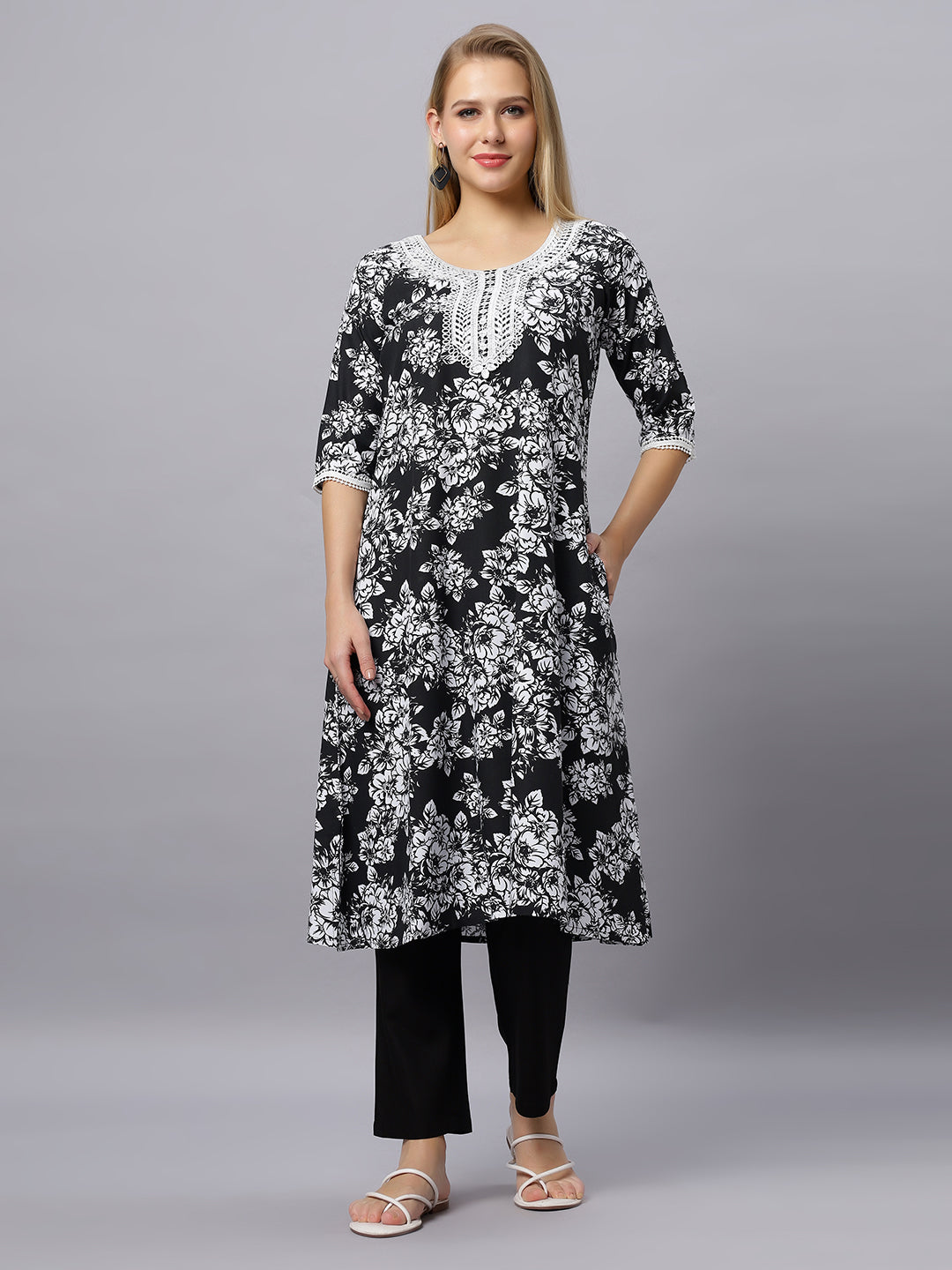 Autumn Hues Black Floral Printed Kurta with pant