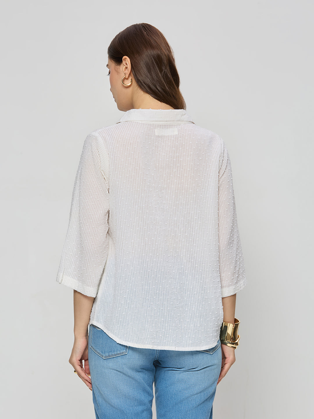 Printed cotton lycra crop top with sleeves.